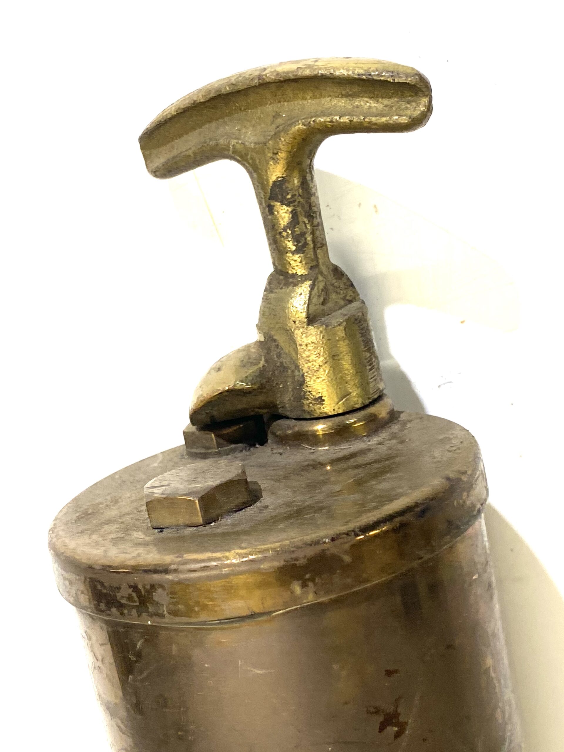 Fyr-Fyter 'Super Model' One Quart Fire Extinguisher - ORIGINAL - Image 4